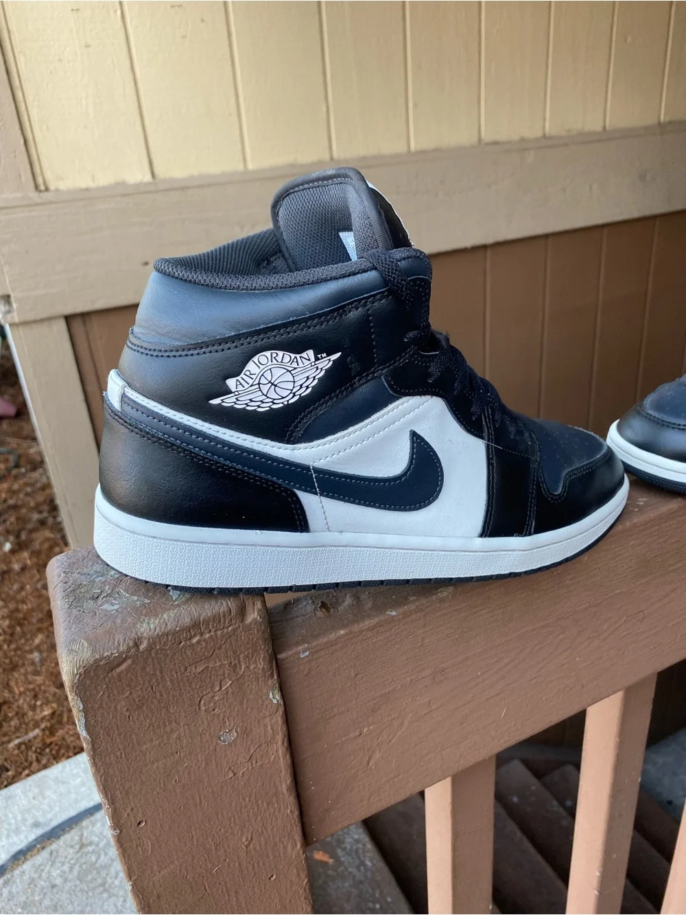 Jordan classic black